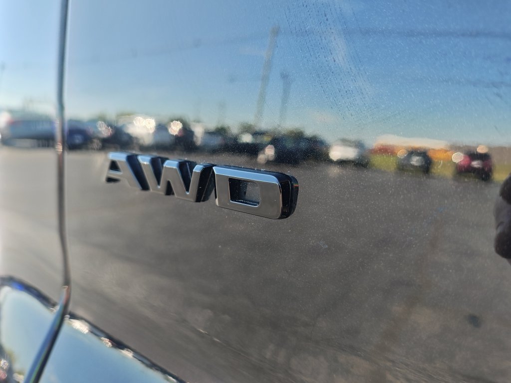 Used 2023 Black Cadillac Sport image 30