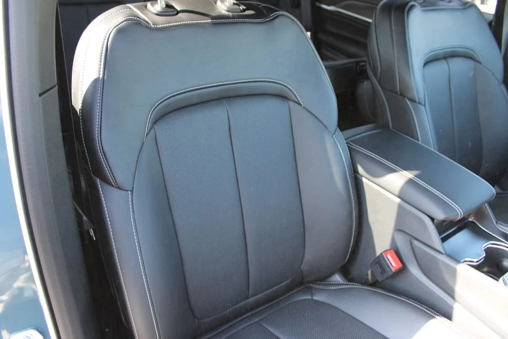 New 2026 Steel Blue Exterior Paint Jeep Limited Reserve image 16