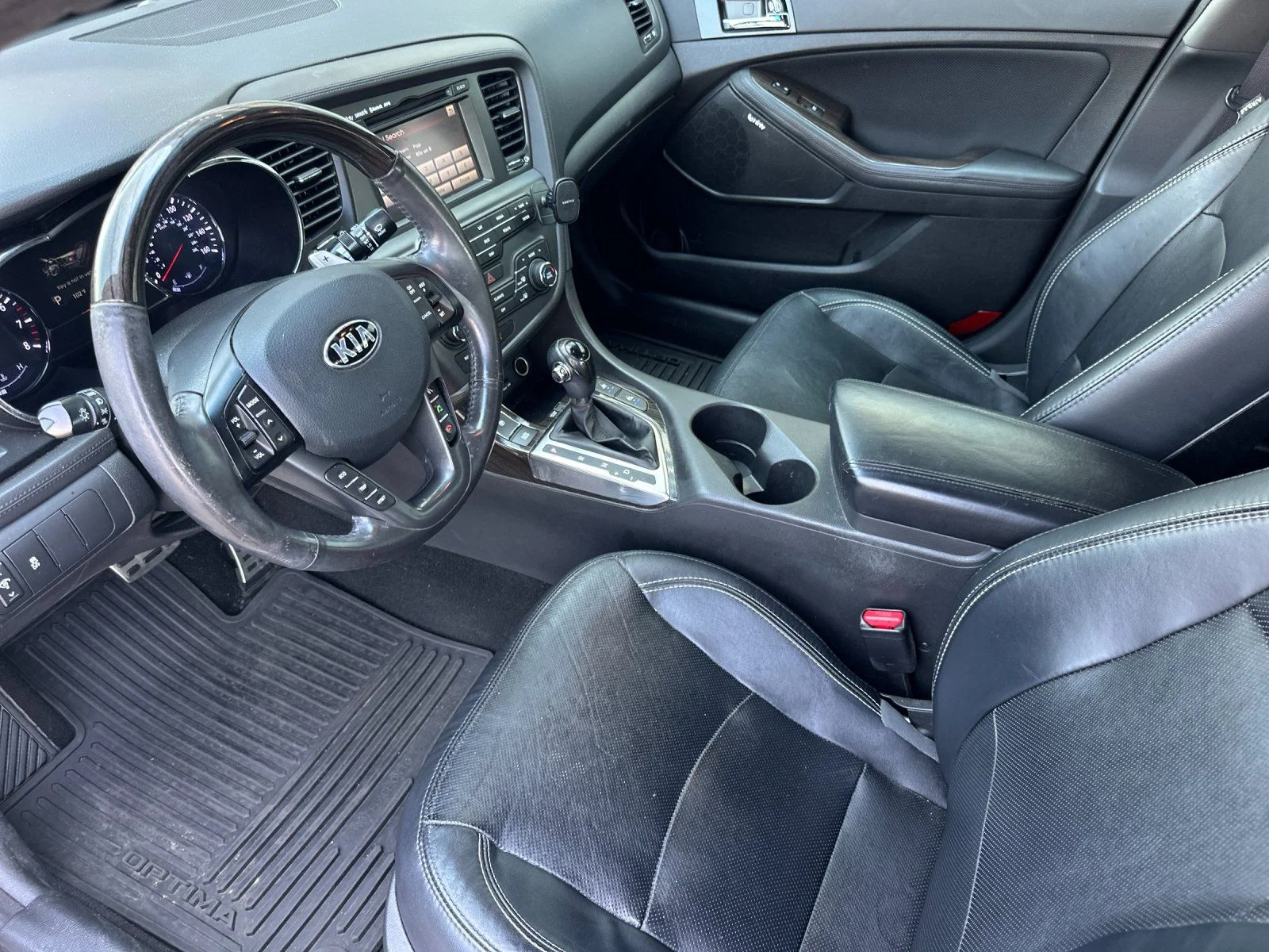 Used 2013 Ebony Black Kia SX image 9