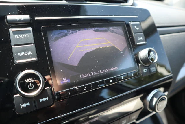Used 2020 Lunar Silver Metallic Honda LX image 15