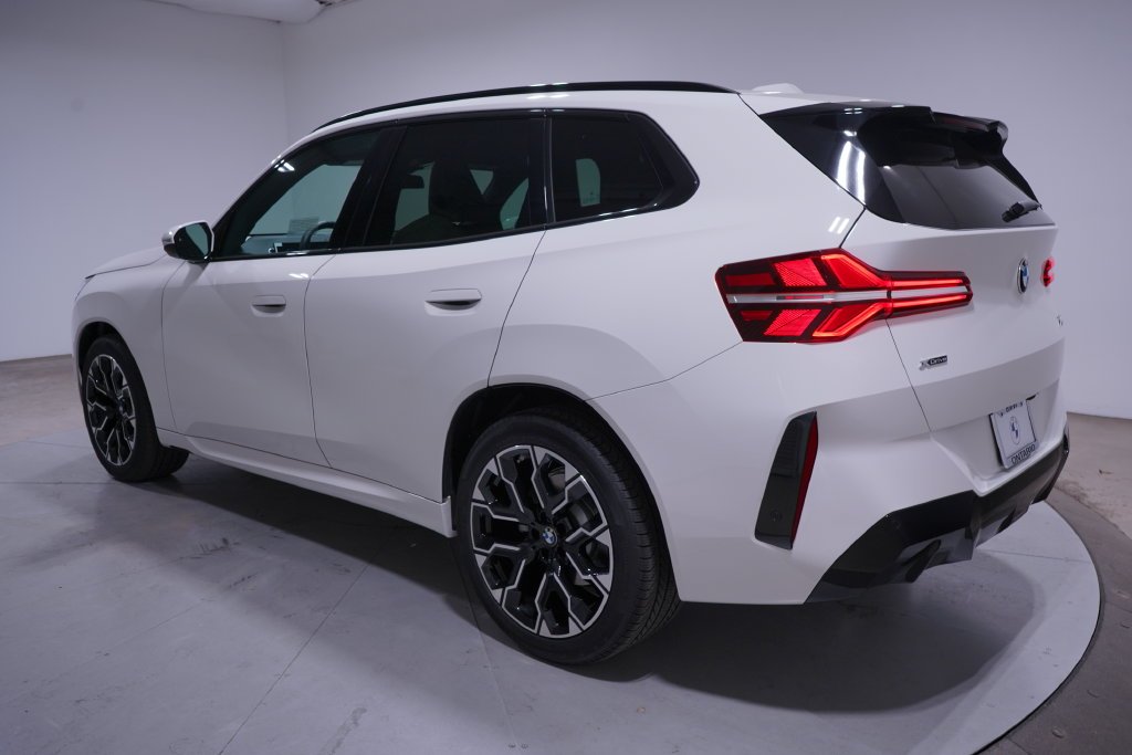 Used 2026 Alpine White BMW 30 xDrive image 3