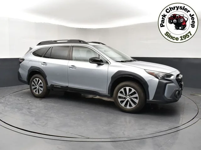 2023 Subaru Outback Premium's photo