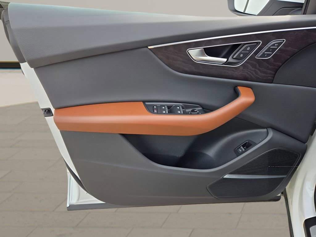 2022 Audi Q8 Premium Plus - Photo 18