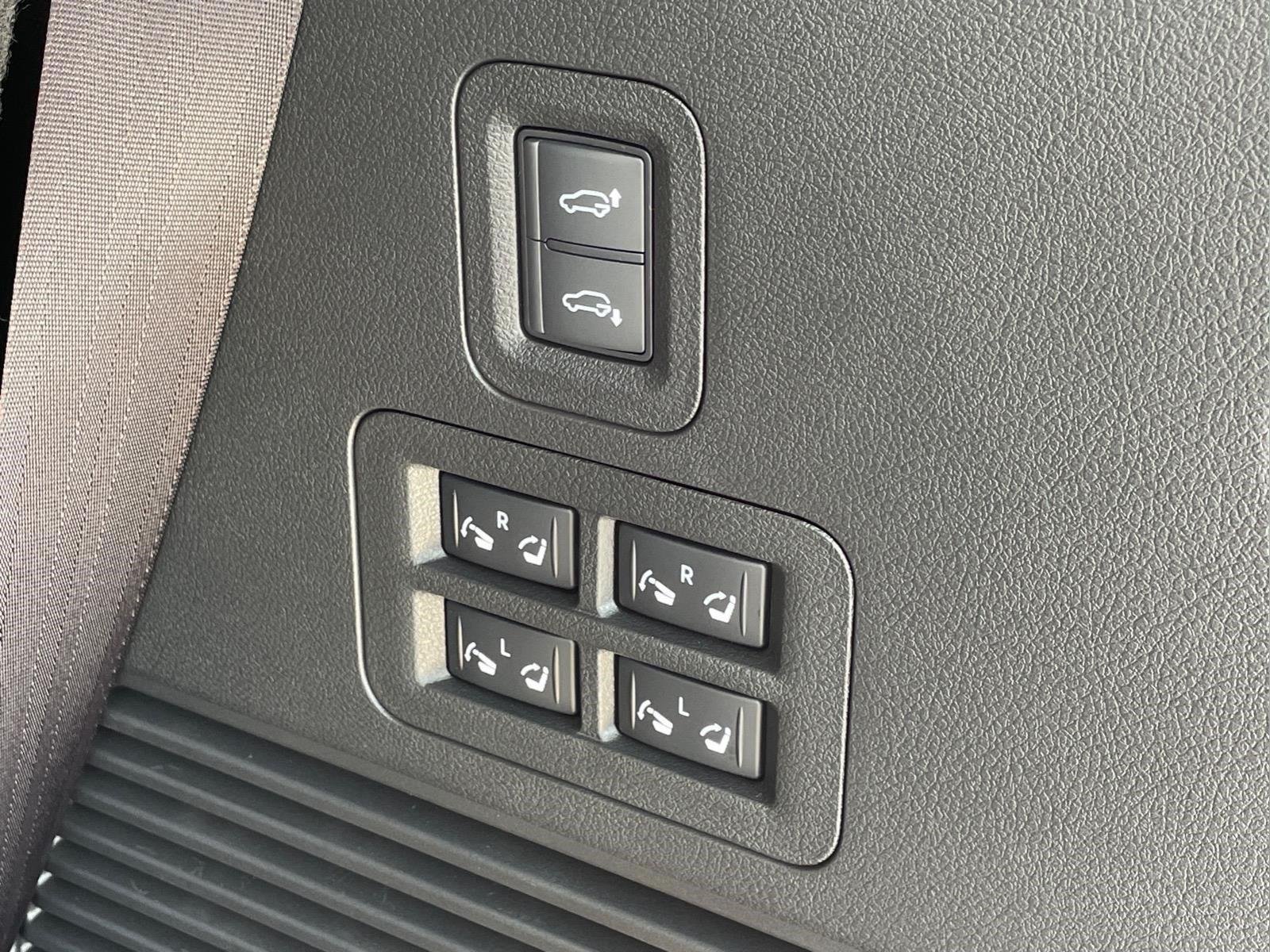 New 2027 DYNAMIC METAL INFINITI Luxe 4WD image 6