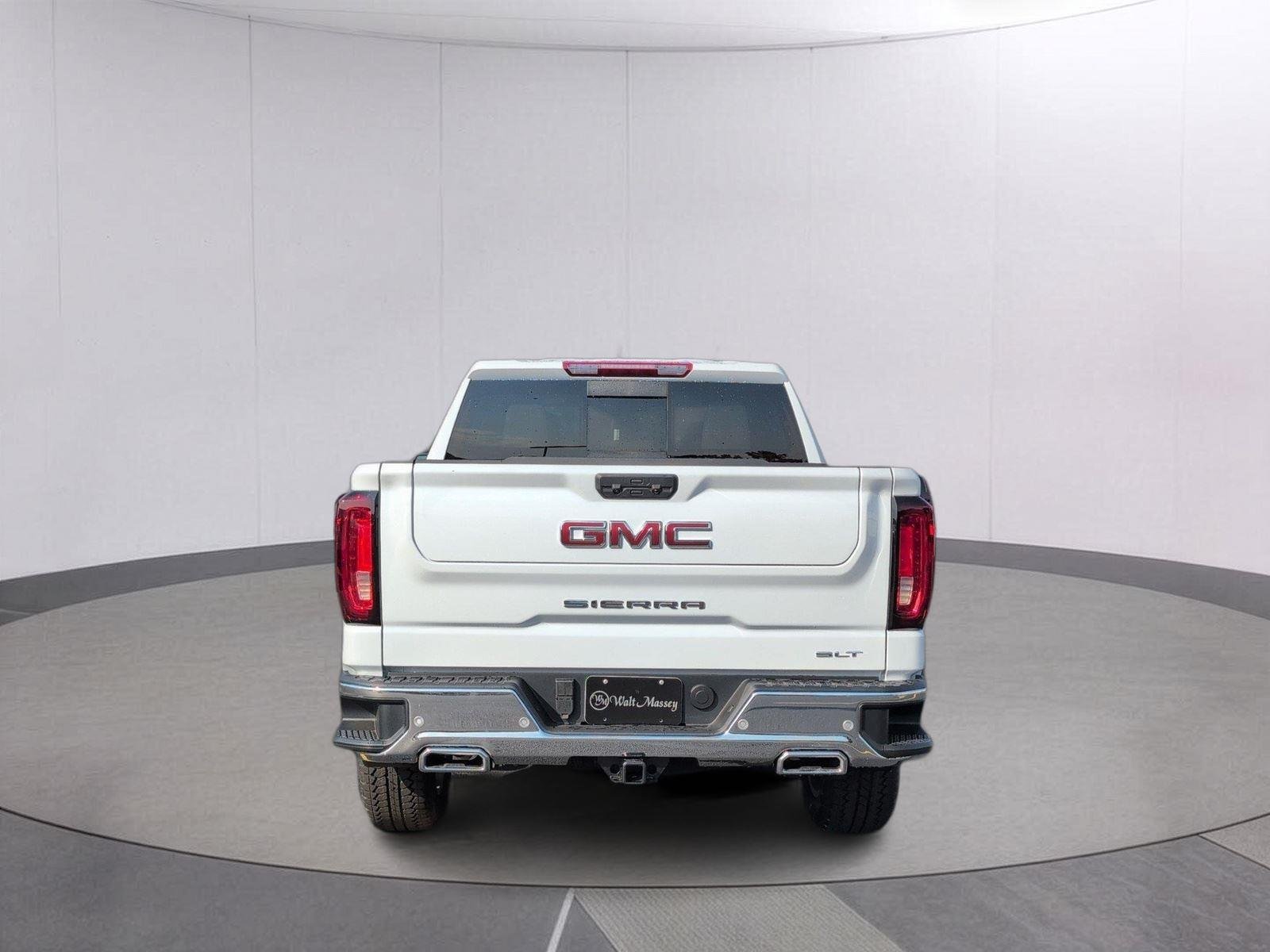 New 2026 Glacier White Tricoat GMC SLT image 4