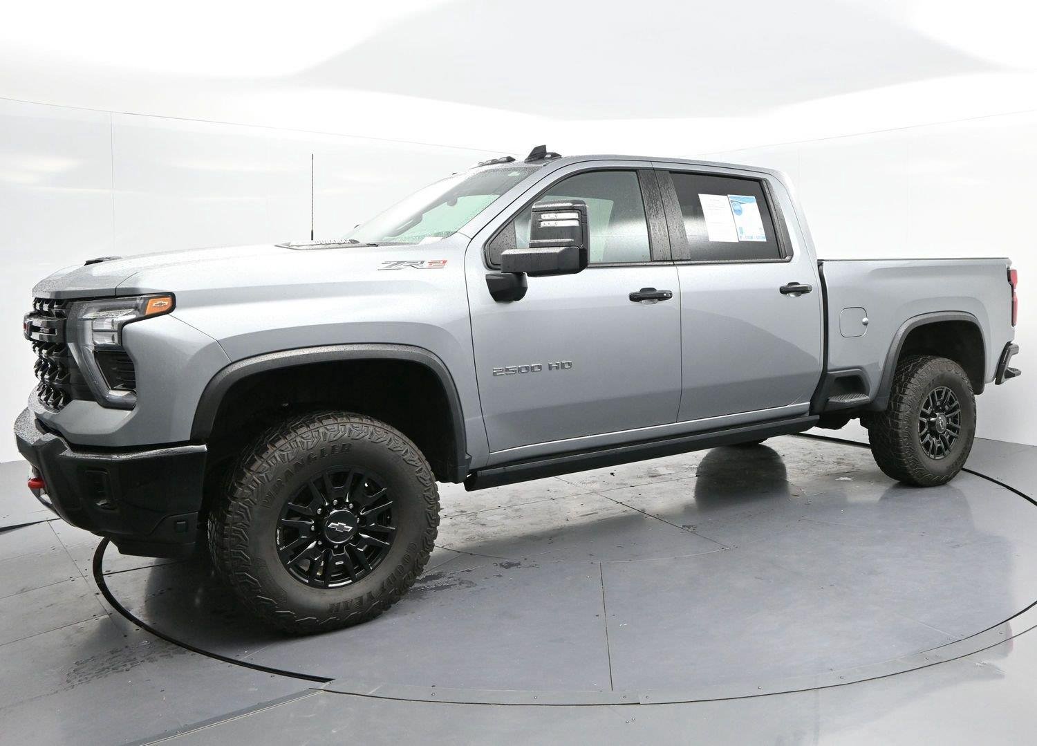 Used 2024 Sterling Gray Metallic Chevrolet ZR2 image 3
