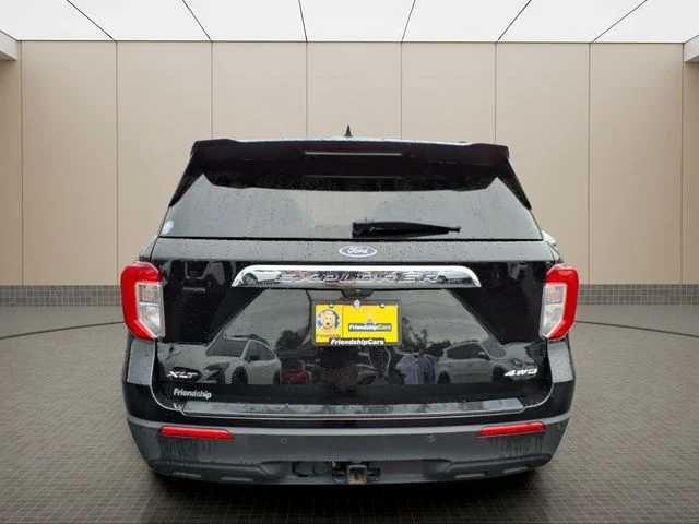 Used 2023 Black Ford XLT image 10