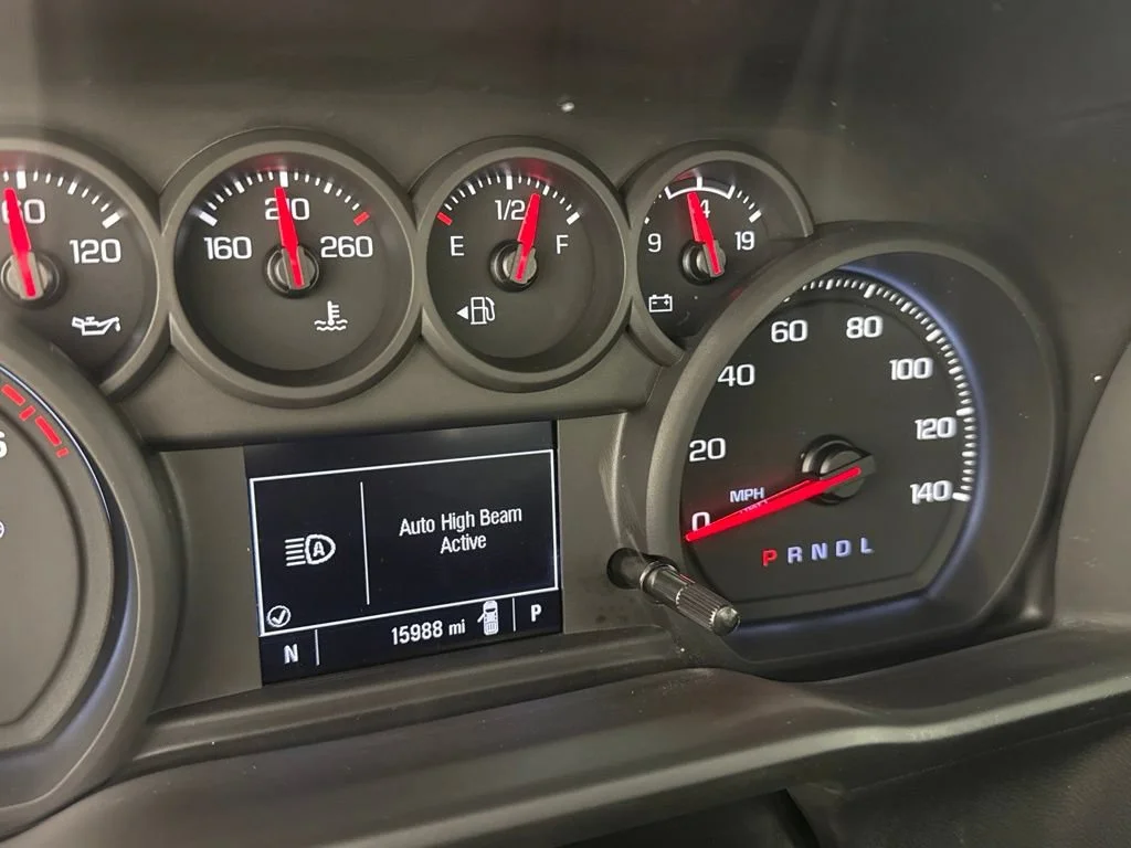 Certified Used 2025 Summit White Chevrolet WT image 30