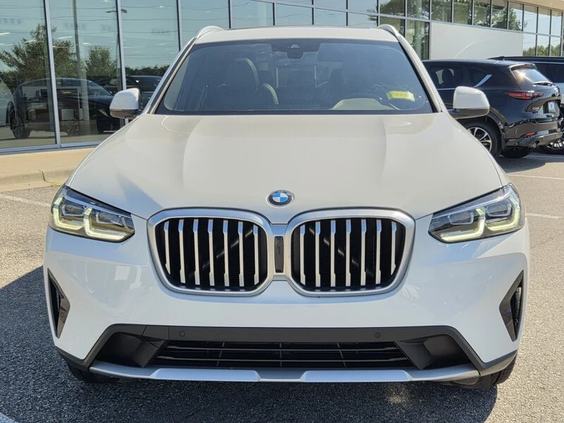 Used 2023 Alpine White BMW SDRIVE30I SPORTS ACTIVITY VEHICLE image 6