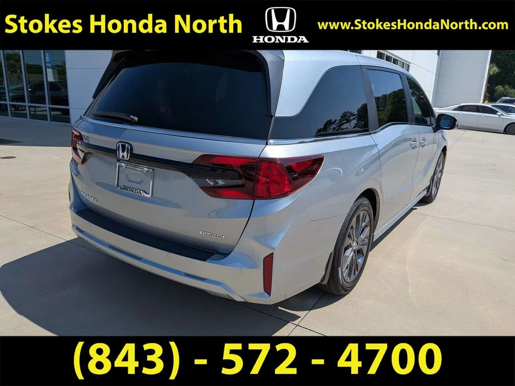 Used 2026 Silver Honda EX-L image 3