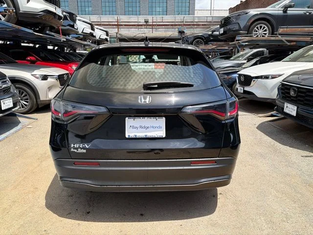 Used 2023 Black Honda LX image 5