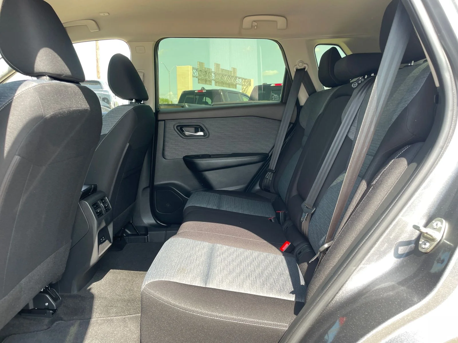Used 2023 Gray Nissan SV image 24