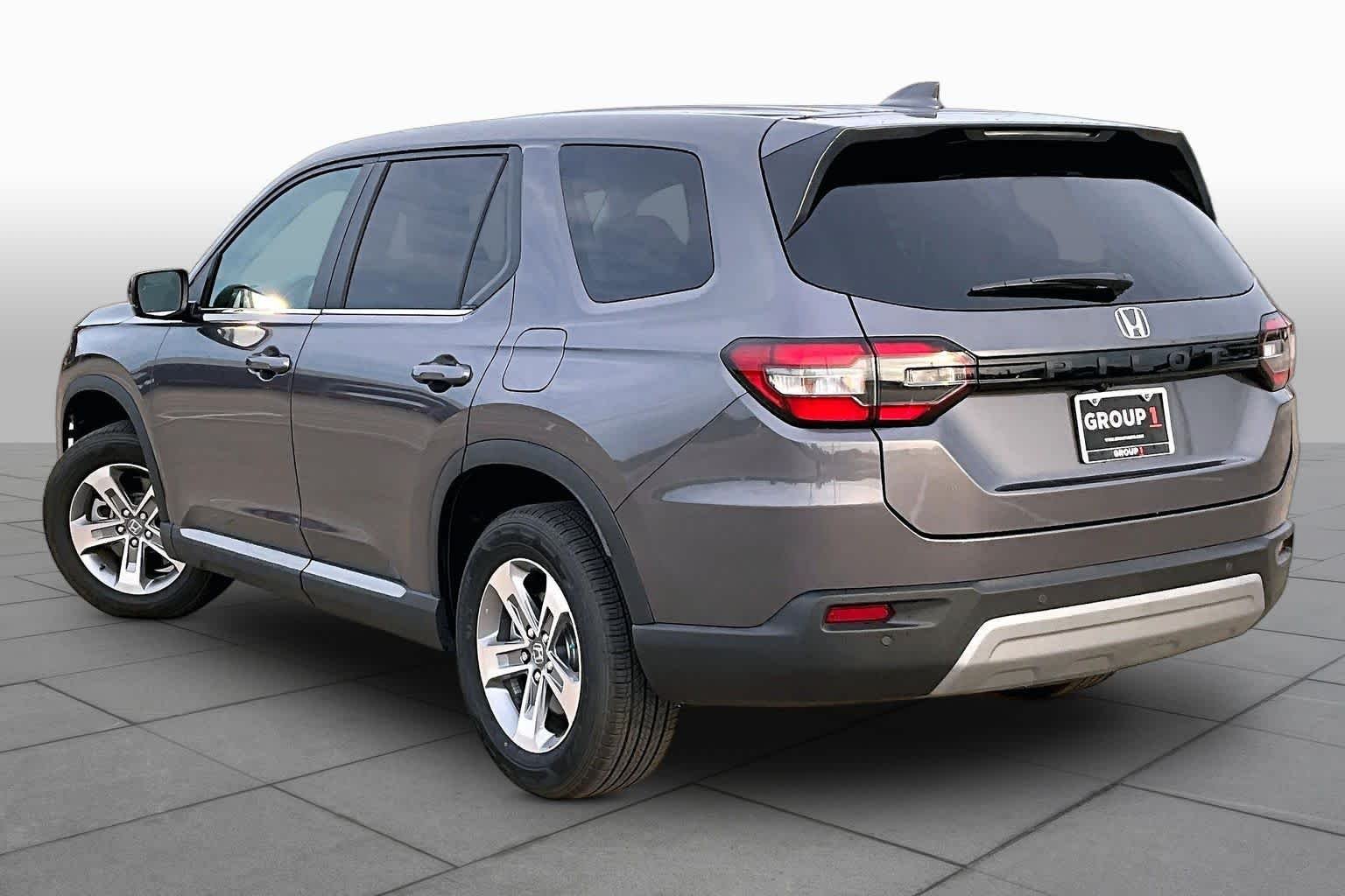 Certified Used 2025 GRAY Honda EX-L image 11