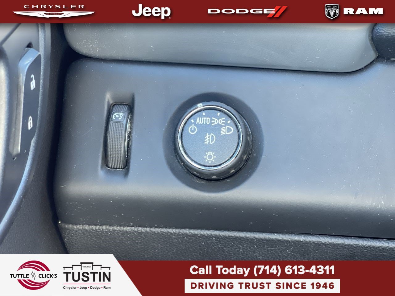 Used 2015 Summit White Chevrolet LTZ image 28