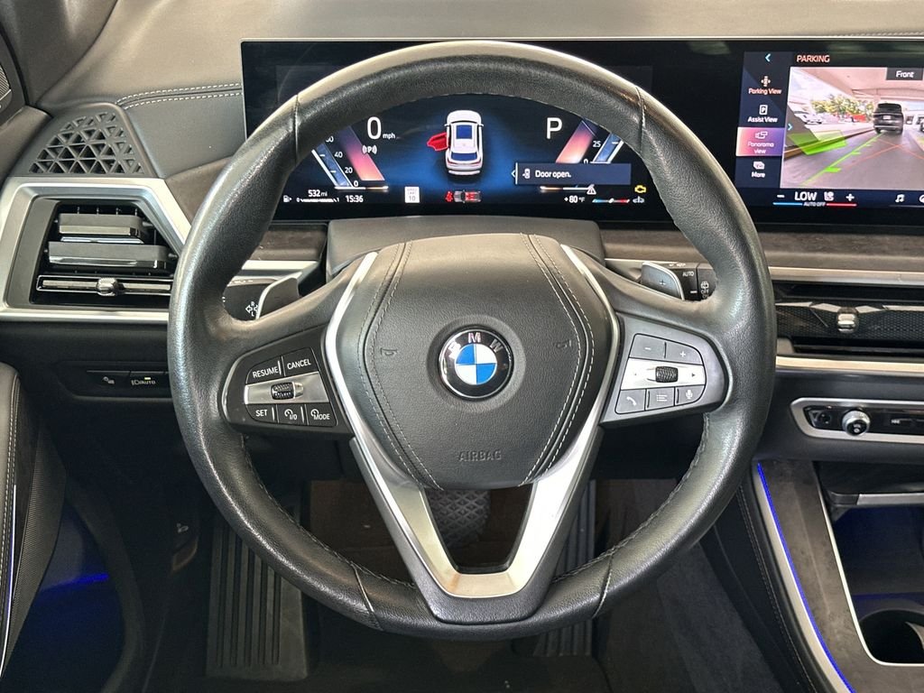 Used 2024 White BMW xDrive40i image 17