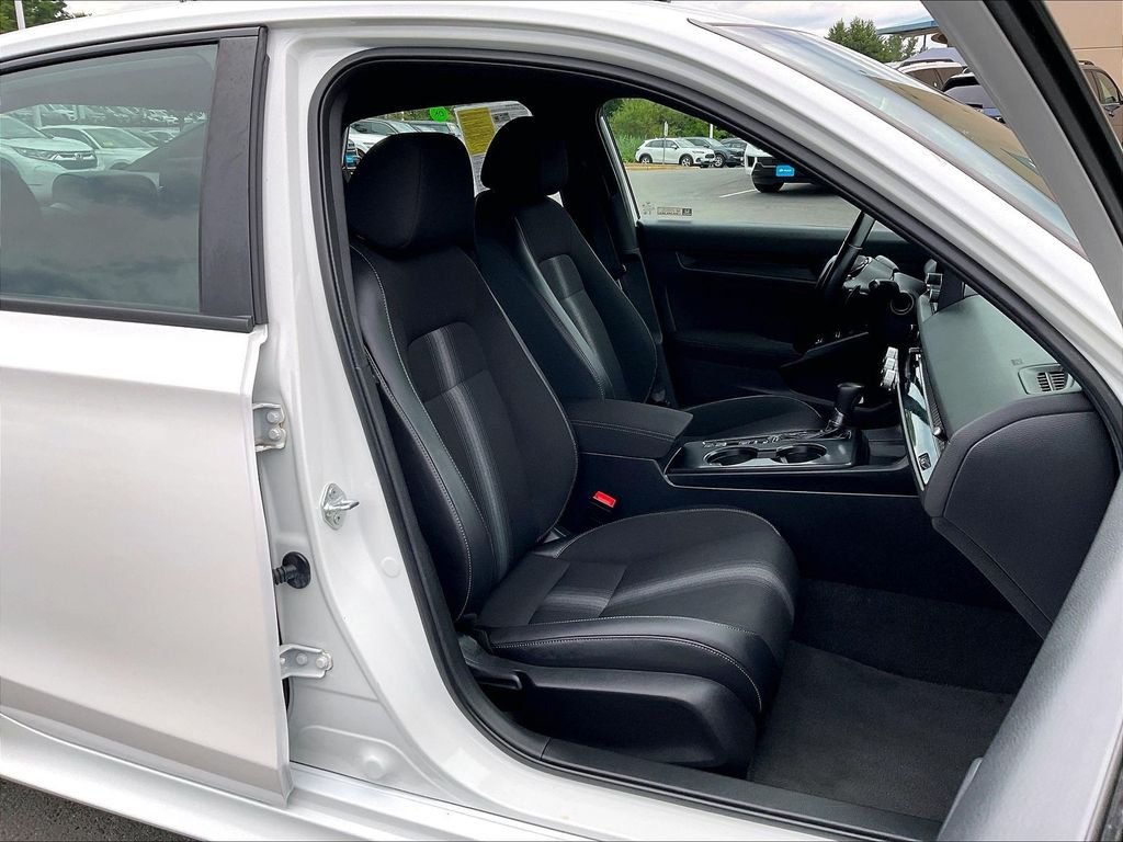 Used 2024 Platinum White Honda Sport image 11
