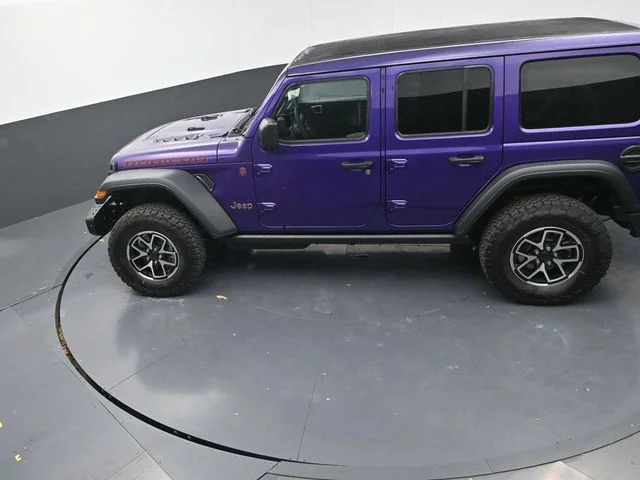 Used 2026 Purple Jeep Rubicon image 15