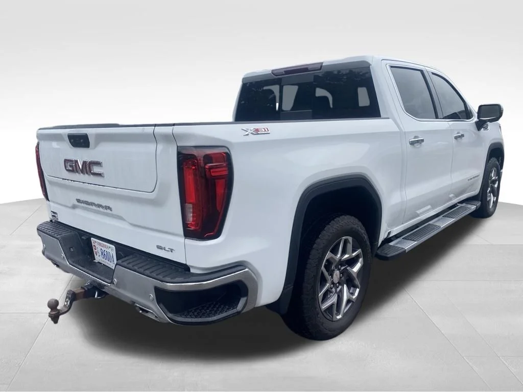 Used 2025 White GMC SLT image 15