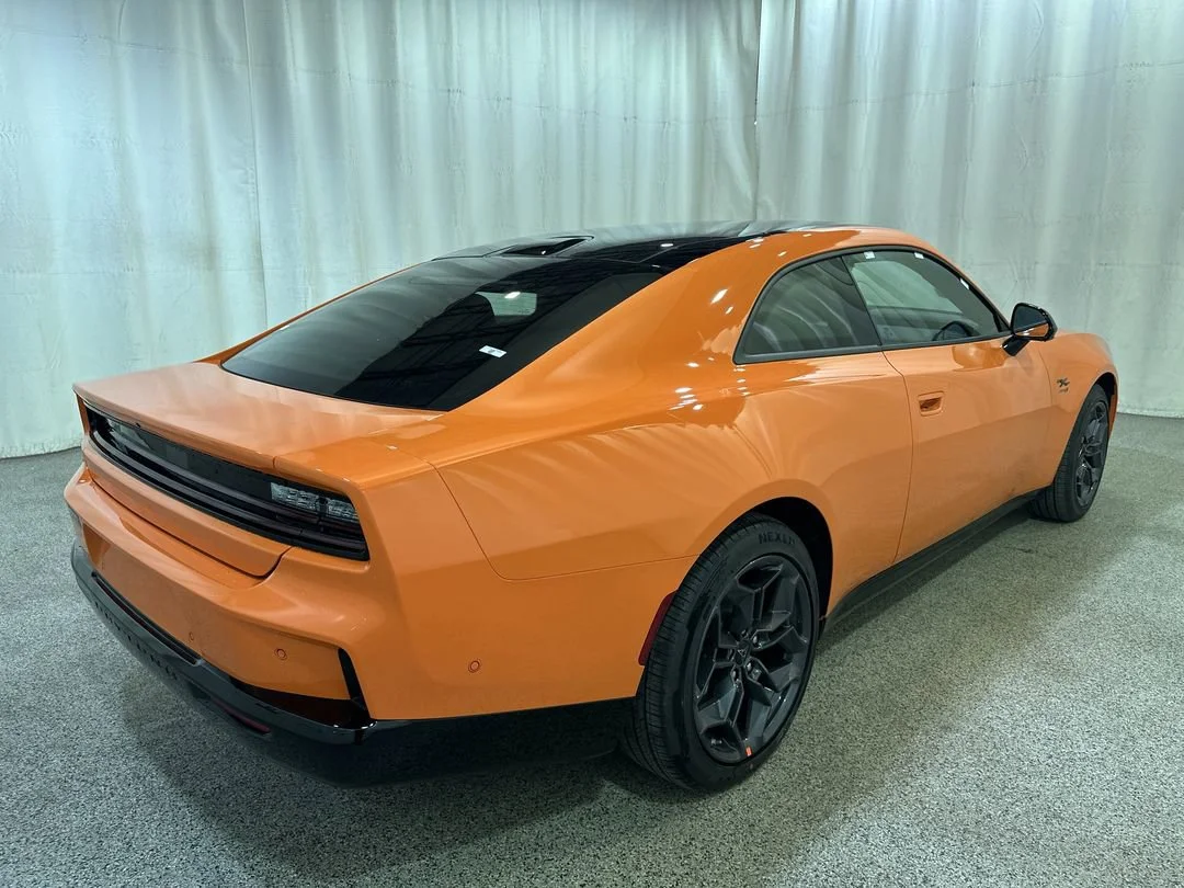 2025 Dodge Charger Daytona R/T - Photo 8