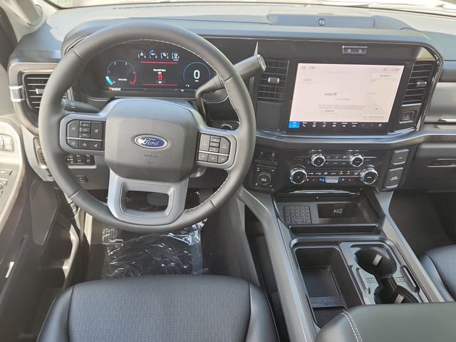 New 2026 Glacier Gray Metallic Tri-Coat Ford F-250® Lariat® image 11