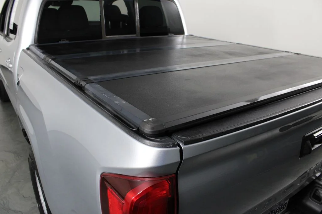 Used 2022 Silver Toyota SR image 16
