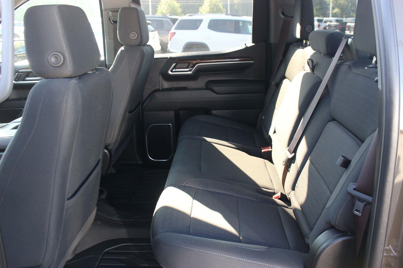 Used 2023 Deep Bronze Metallic GMC Elevation image 32