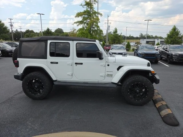 Used 2020 White Jeep Unlimited Sahara image 4