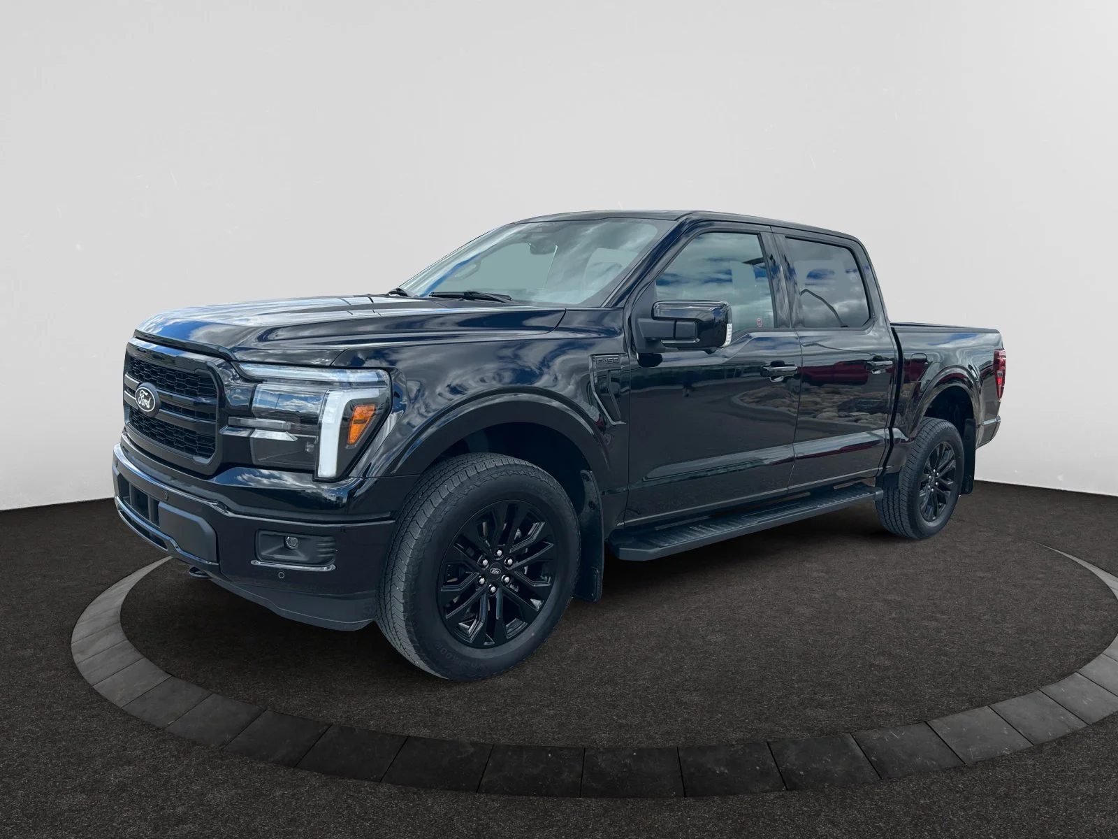 Used 2025 BLACK Ford LARIAT SuperCrew   **New Arrival** image 1