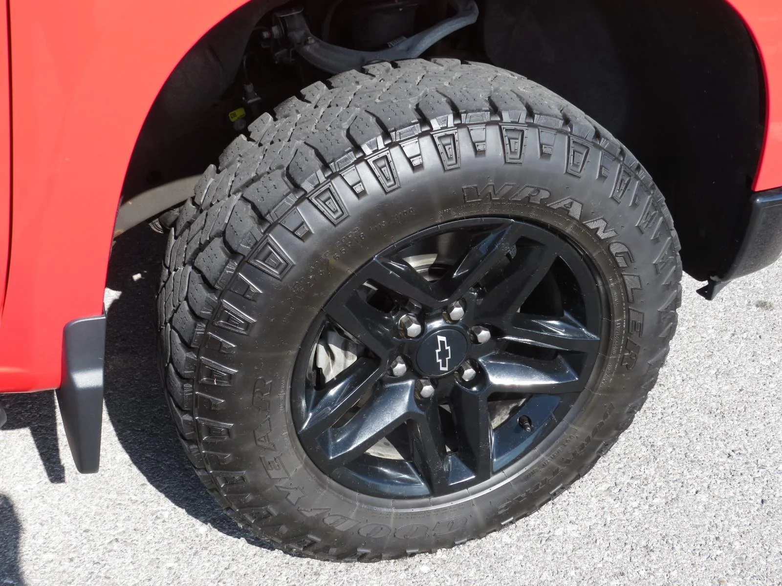 Used 2023 Red Chevrolet Custom Trail Boss image 10