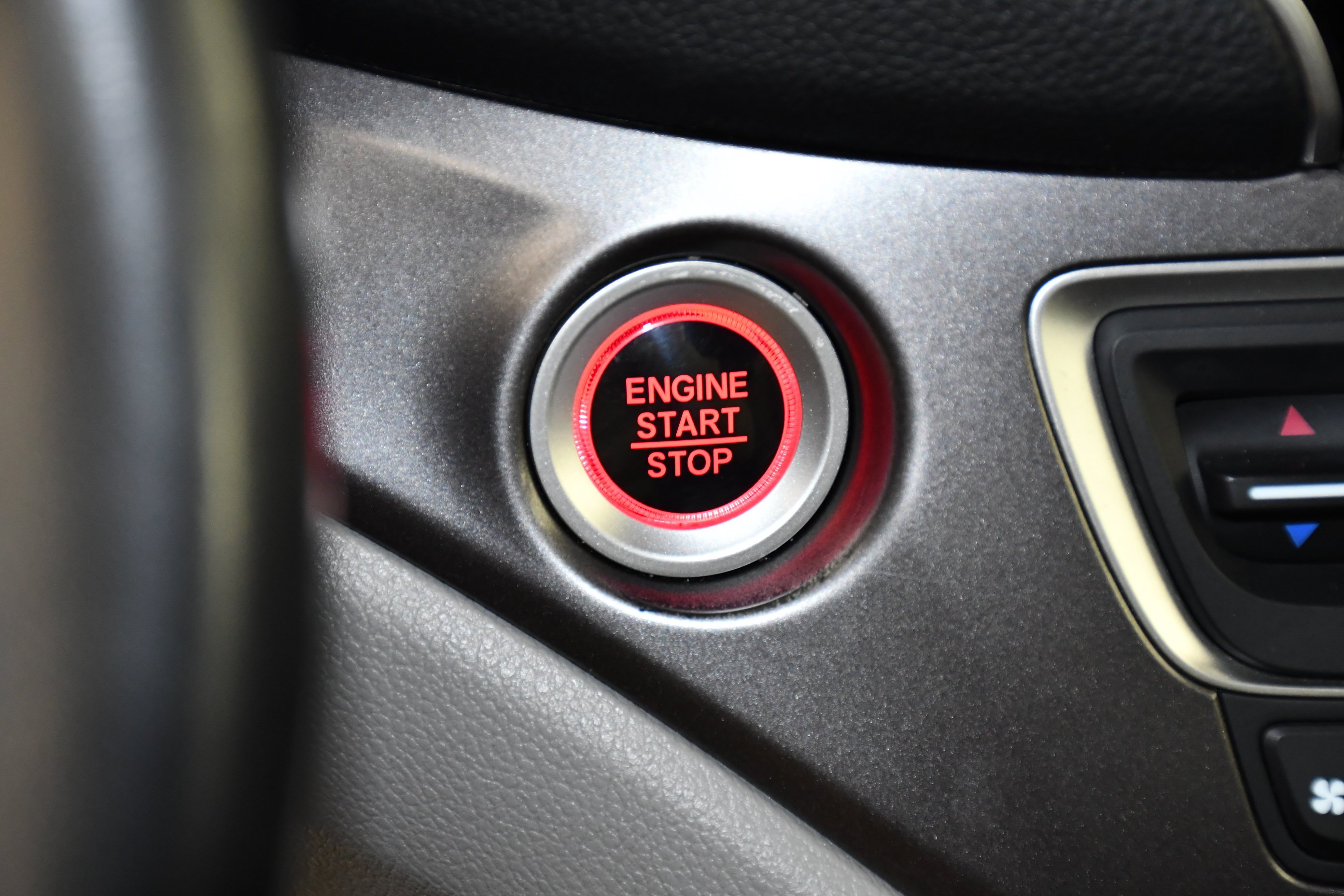 Used 2020 Lunar Silver Metallic Honda EX-L image 24