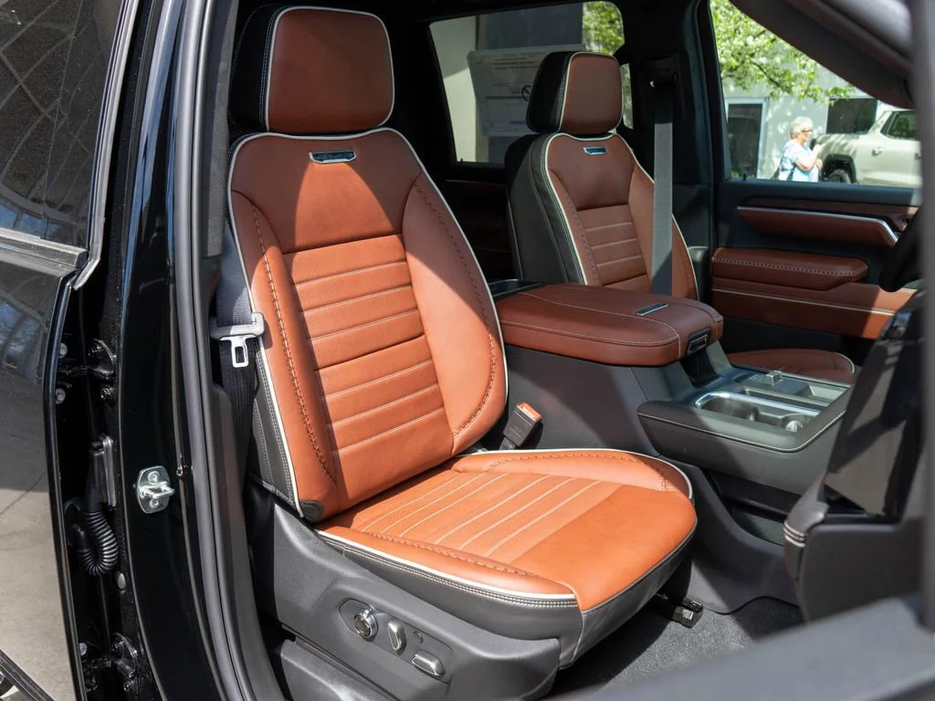 2026 GMC Sierra 2500HD Denali Ultimate - Photo 9