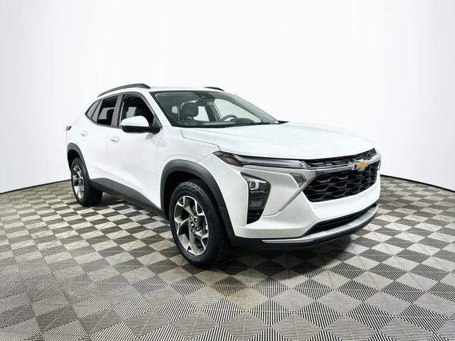 Certified Used 2025 White Chevrolet LT image 1