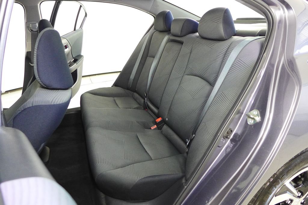 2016 Honda Accord LX - Photo 20