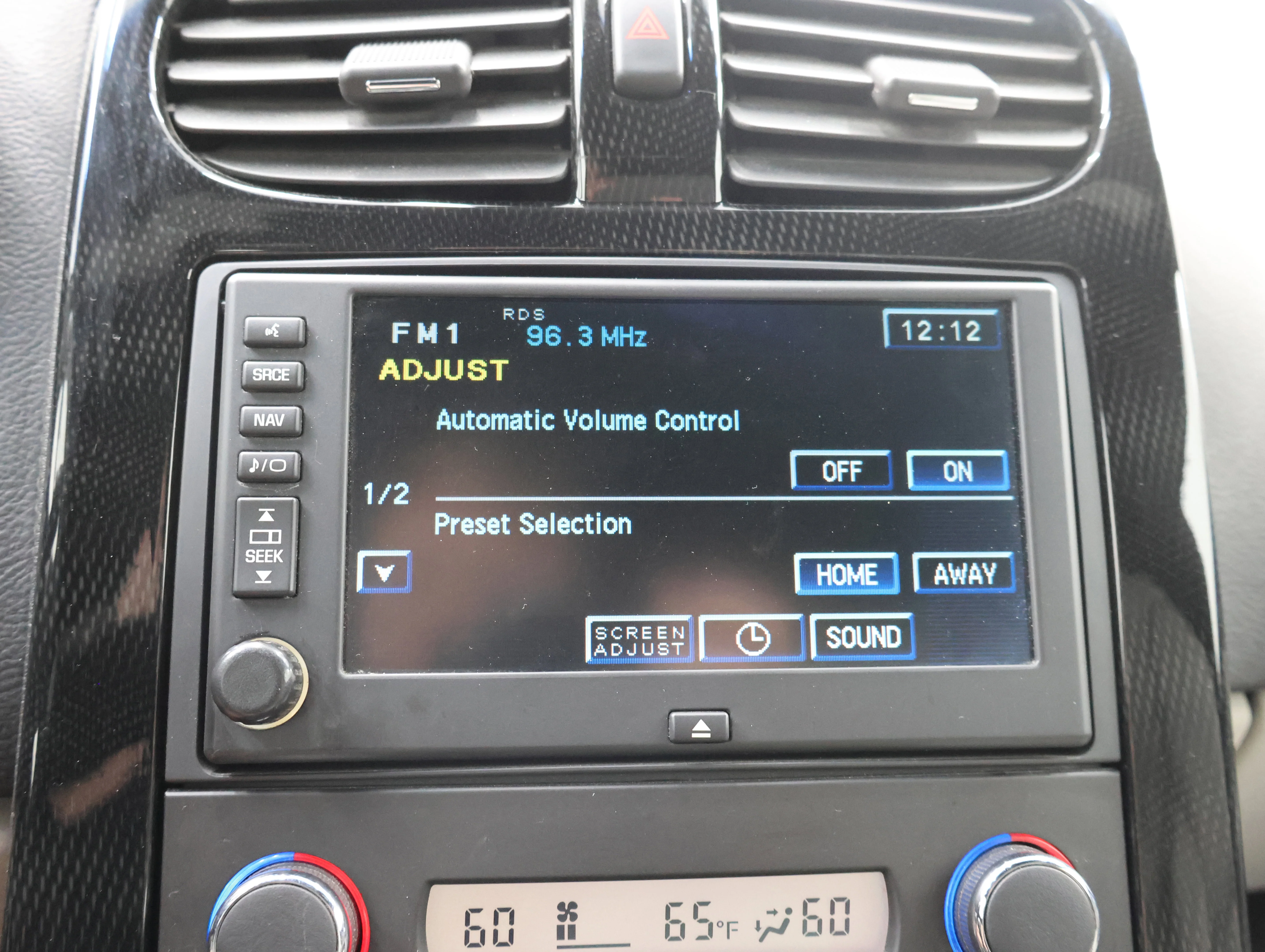 Used 2009 Blade Silver Metallic Chevrolet Base image 37