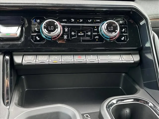 2026 GMC Sierra 2500HD AT4 - Photo 36