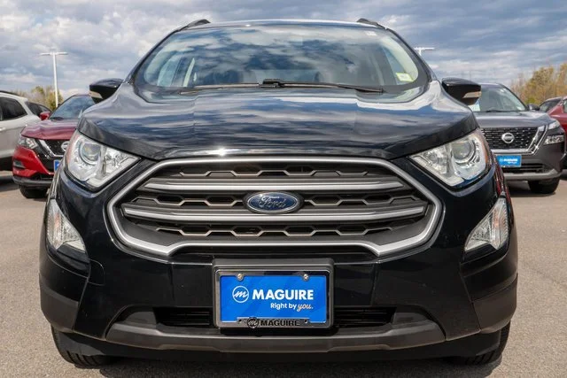 Used 2020 Black Ford SE image 3