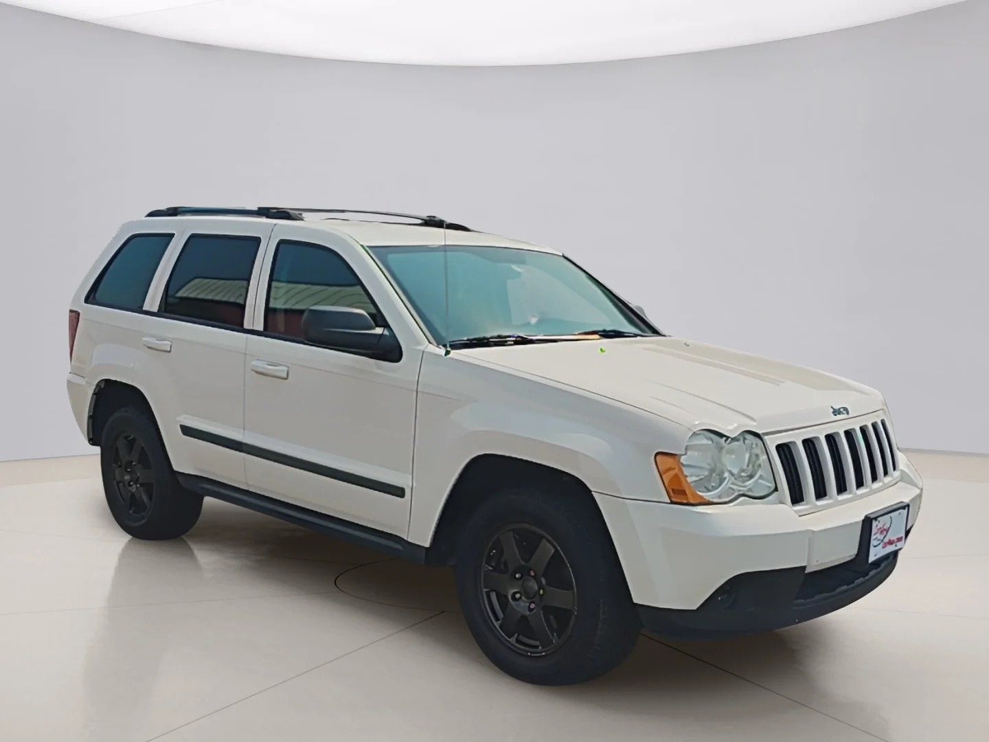 Used 2009 White Jeep LAREDO 4WD image 7