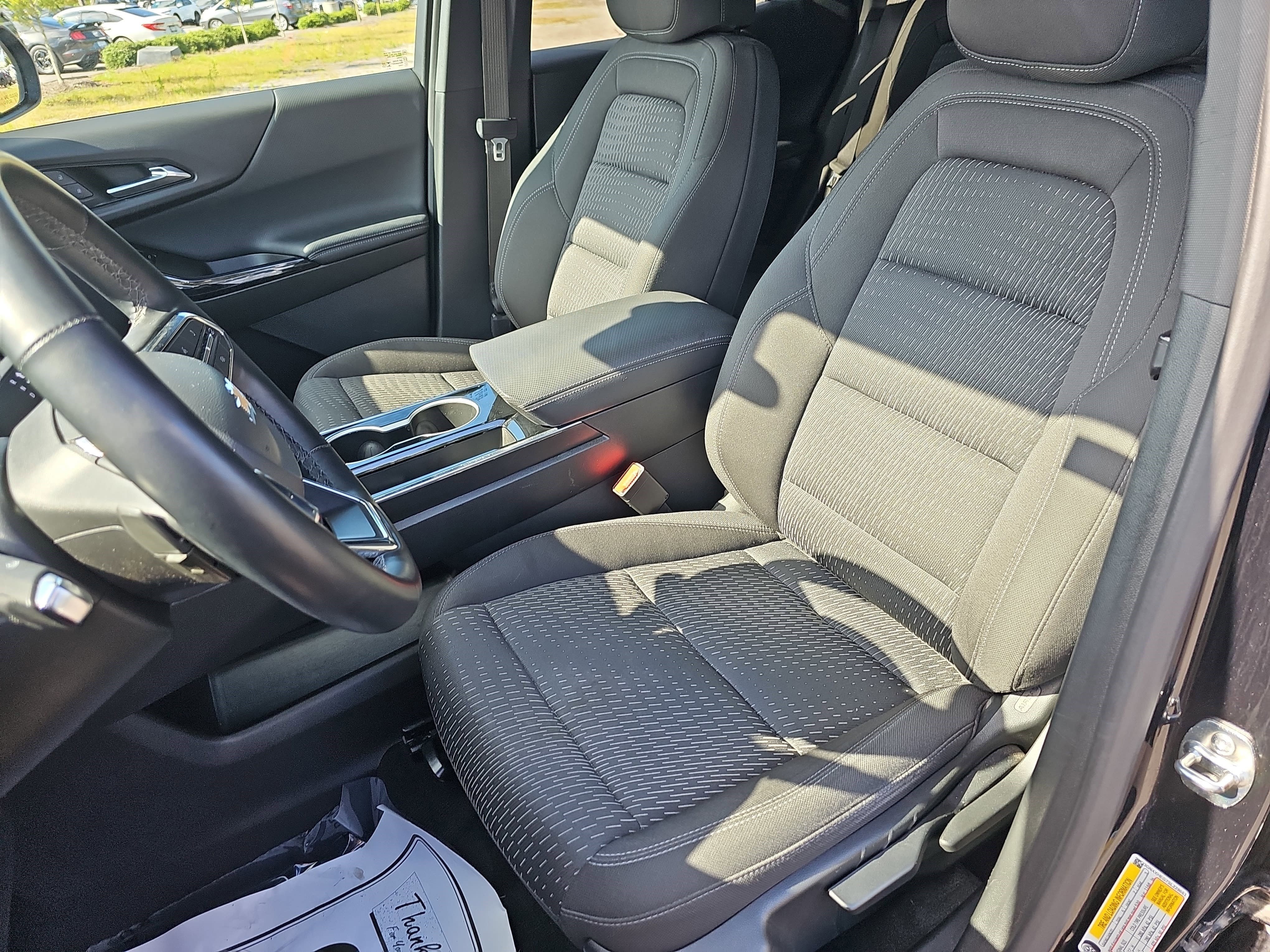 2025 Chevrolet Equinox LT - Photo 15
