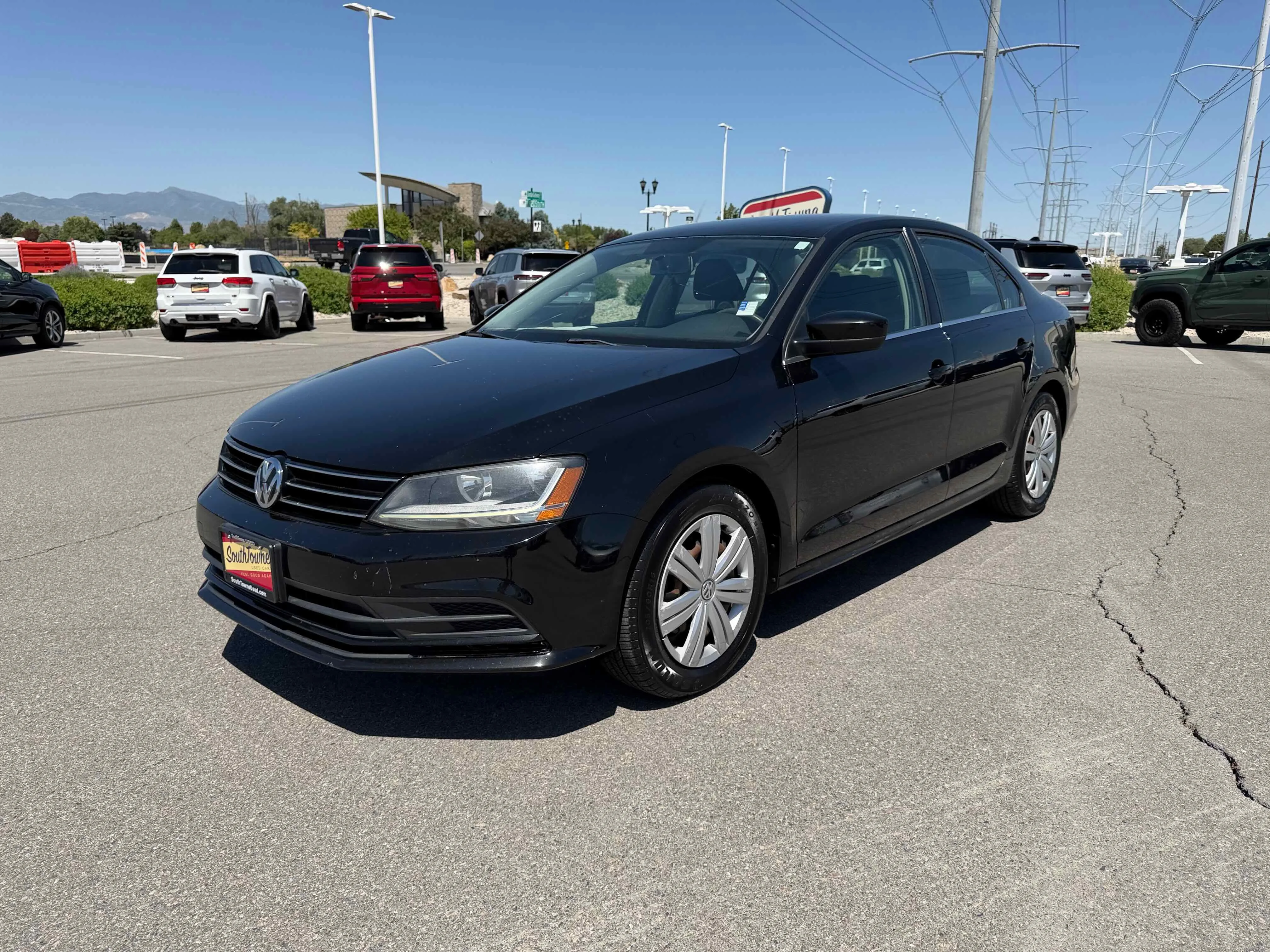 Used 2017 Black Volkswagen 1.4T S image 10