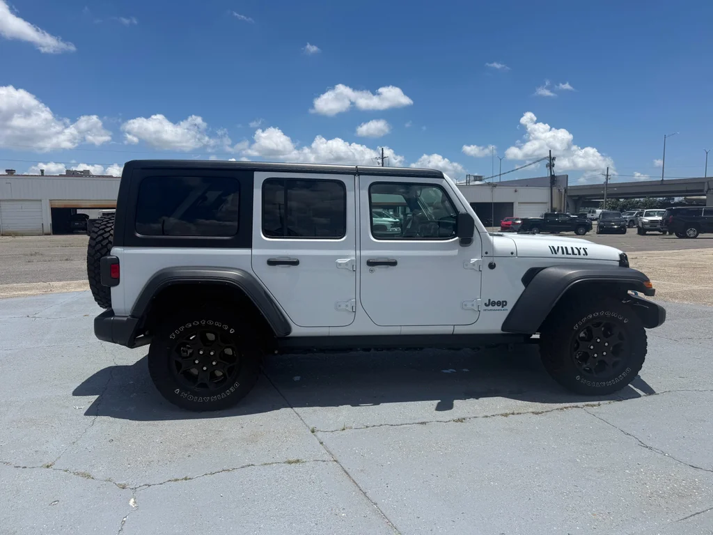 2023 Jeep Wrangler 4xe Willys 4XE - Photo 8