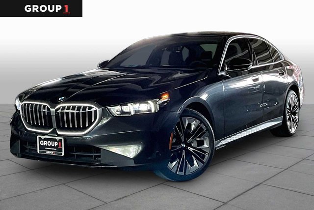 Pre-Owned 2026 BMW 530i 530i RWD - Offsite Location