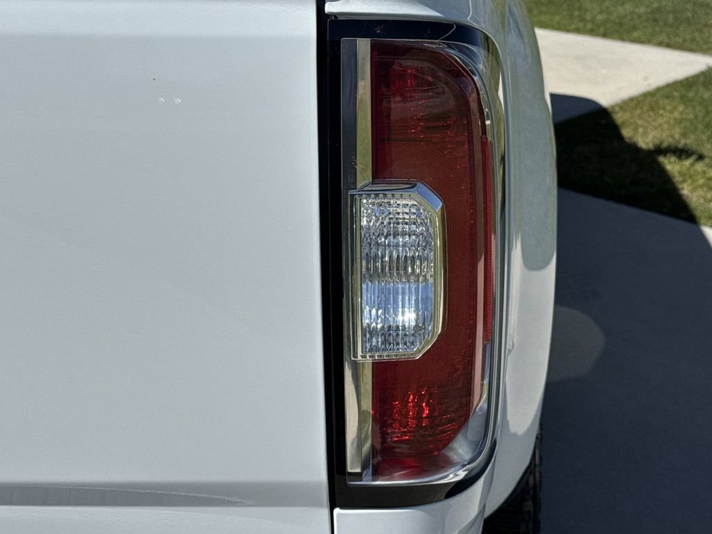 Certified Used 2022 Summit White GMC 4WD AT4 w/Leather image 13