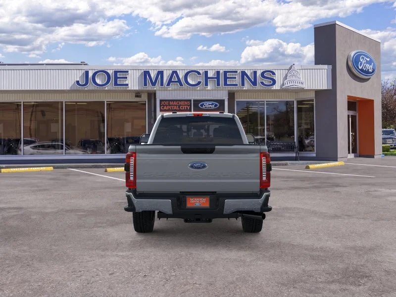 New 2026 Avalanche Ford F-350® XLT image 6