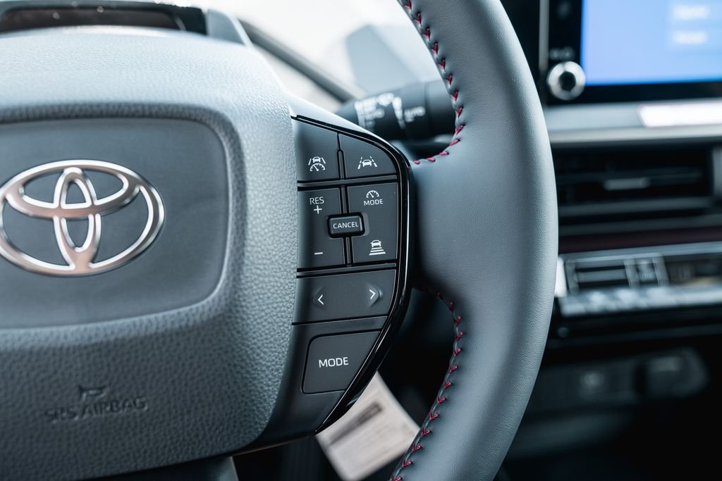 New 2026 Wind Chill Pearl Toyota SE image 16