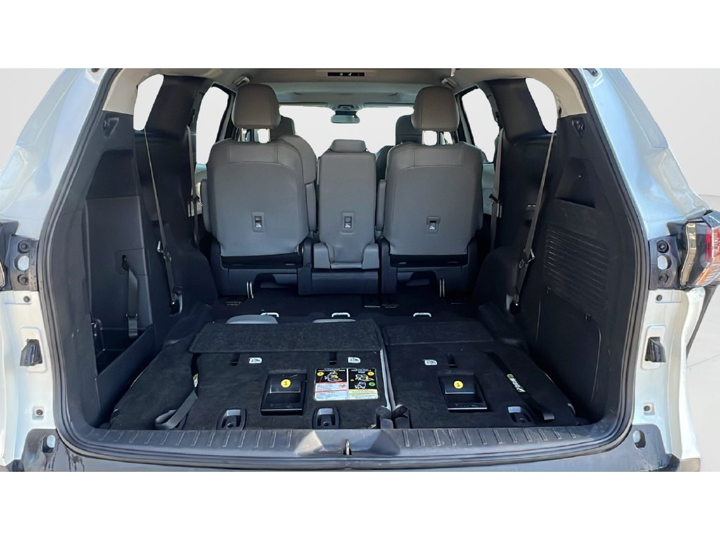 Used 2025 Beige Toyota XLE image 9