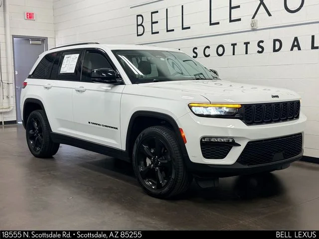 Used 2023 White Jeep Limited image 2