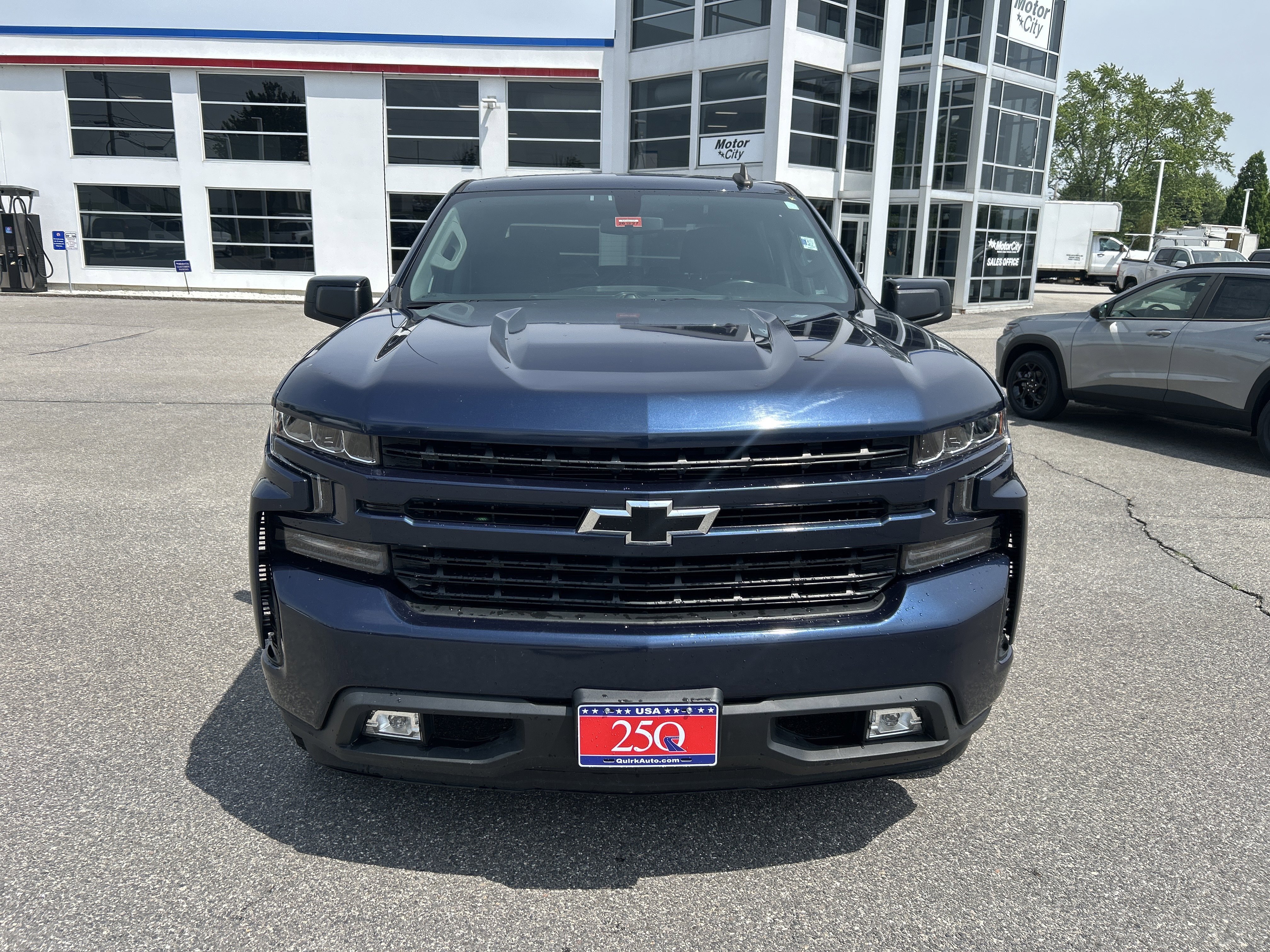 Used 2021 Northsky Blue Metallic Chevrolet RST image 3