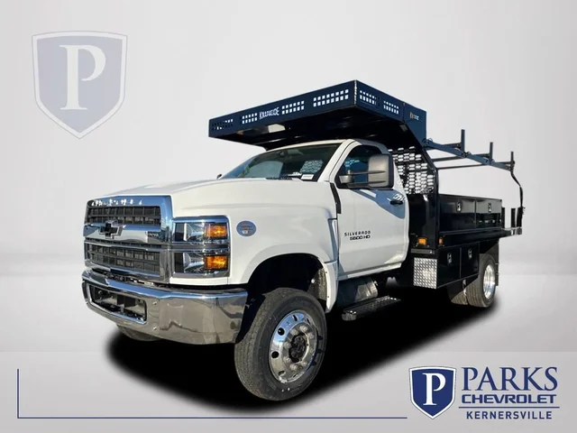 2024 Chevrolet Silverado 5500 HD Work Truck