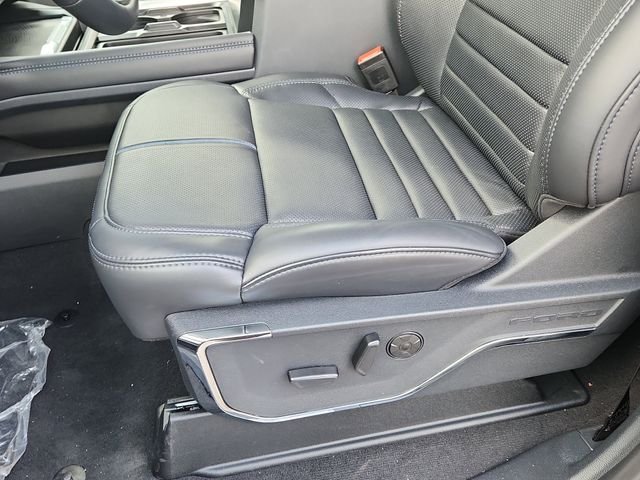 2025 Ford F-250 Super Duty Platinum - Photo 8
