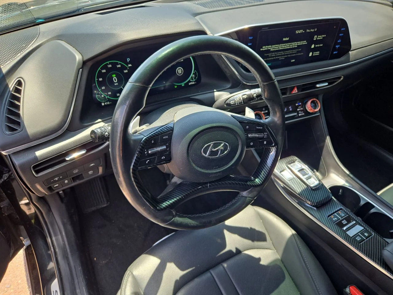 Used 2022 Nocturne Black Hyundai Limited image 9